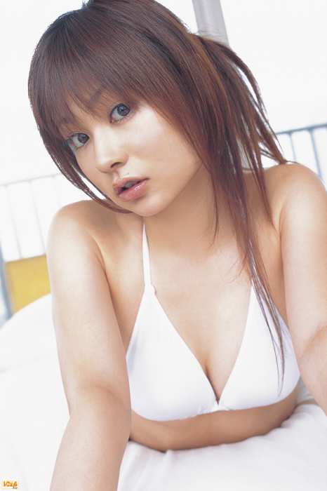 Bomb.TV写真ID0026 2005.07 Akane Suzuki 鈴木茜