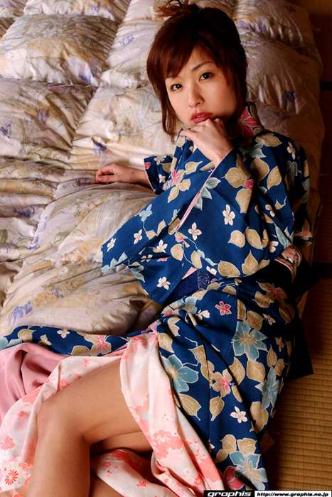 Graphis套图ID0070 2003-09 [Graphis Gals][Nude Photo Gallery] Saori Kamiya