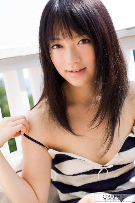 Graphis套图ID0590 2008-12-26 [First Gravure] Nazuna Otoi