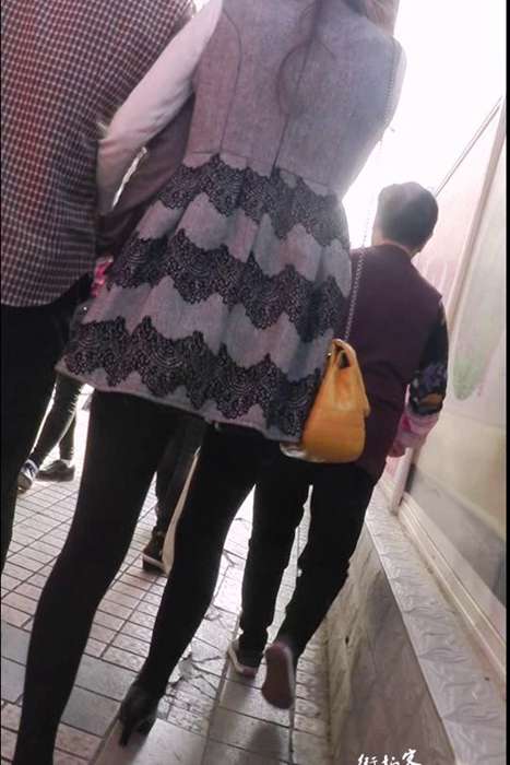 [街拍客视频]jx0262 美女大长腿黑丝高跟诱惑