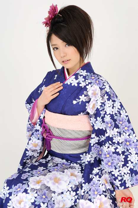 RQ-STAR写真NO.0068 Hitomi Furusaki 古崎瞳 謹賀新年 Kimono – Happy New Year和服的诱惑